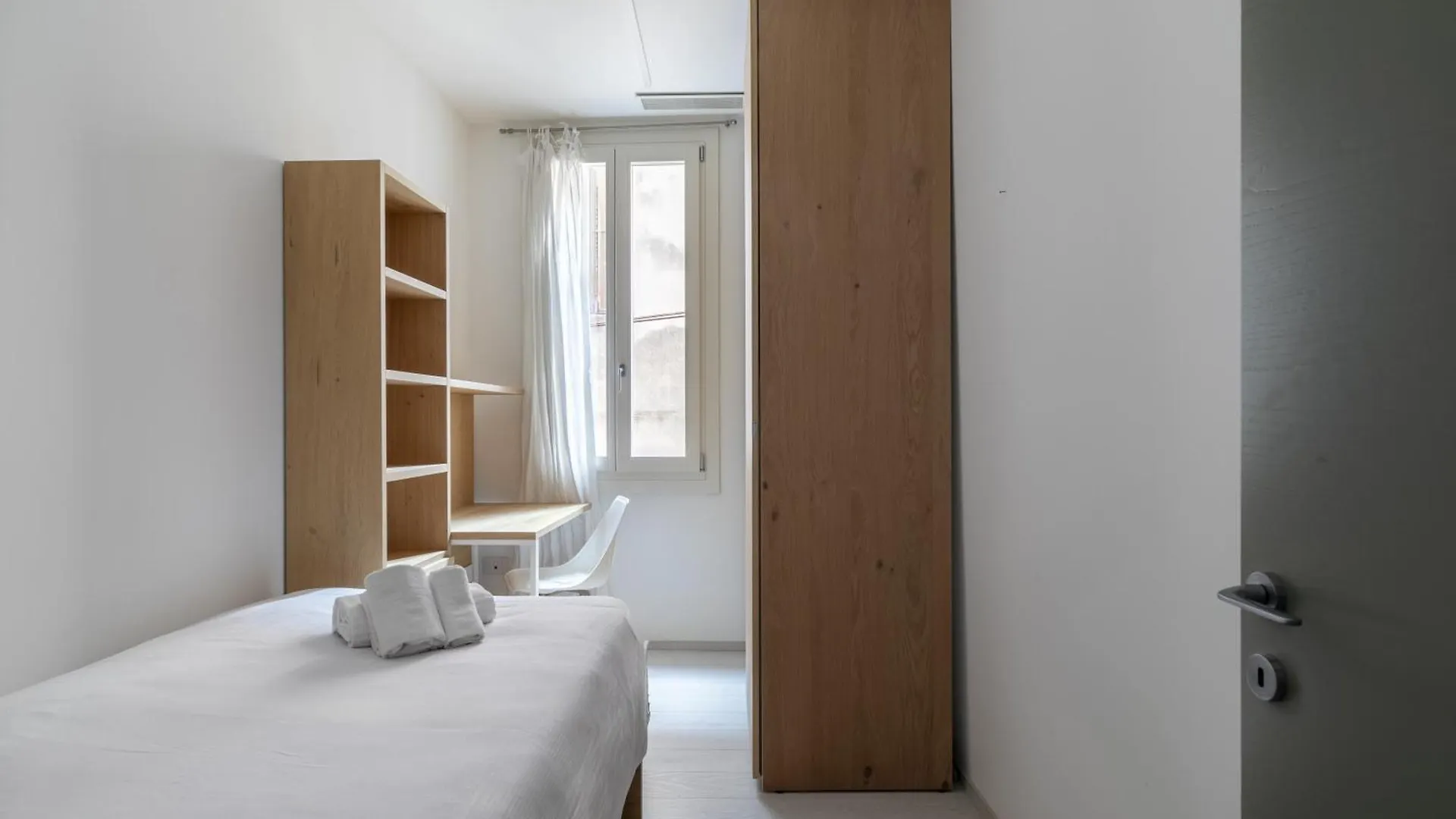 Apartment Ferienwohnung Secret Rose Garden In The Heart Of Padua Italien
